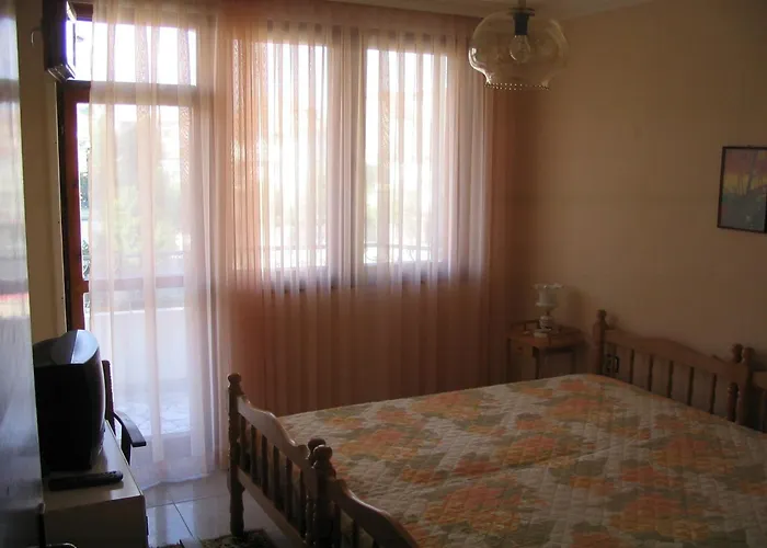 Gæstehus Preslav 4*